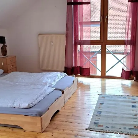 Διαμέρισμα Cozy Offenhausen